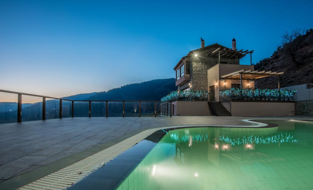 The View Village - Villas Suites & Spa Karpeníszi Kültér fotó