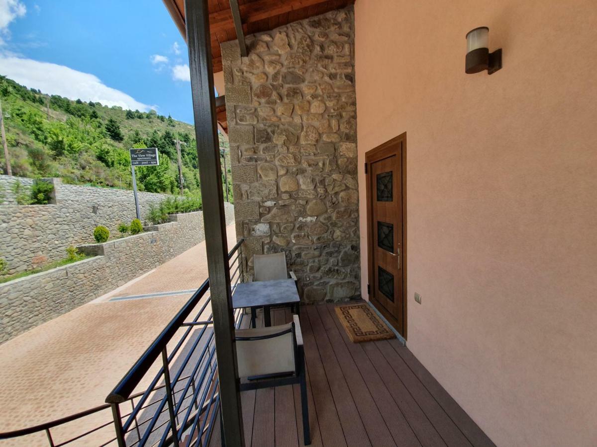 The View Village - Villas Suites & Spa Karpeníszi Kültér fotó